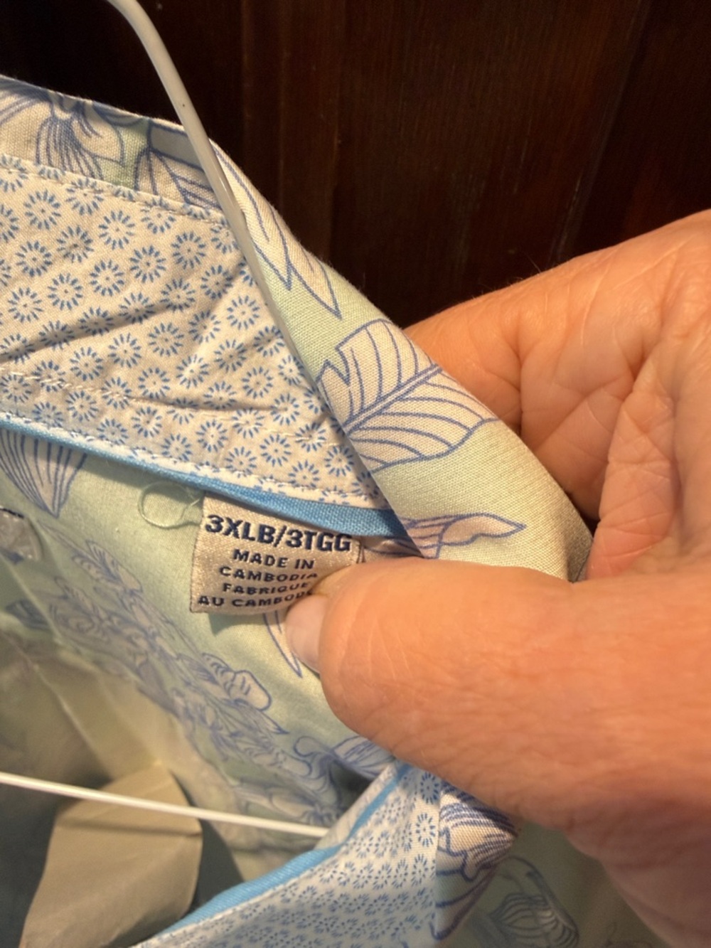 Tommy Bahama Pale Green Floral Print Button-Up Shirt 3x long sleeve - Picture 4 of 4